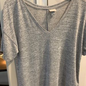 Soft heather grey v-neck tee